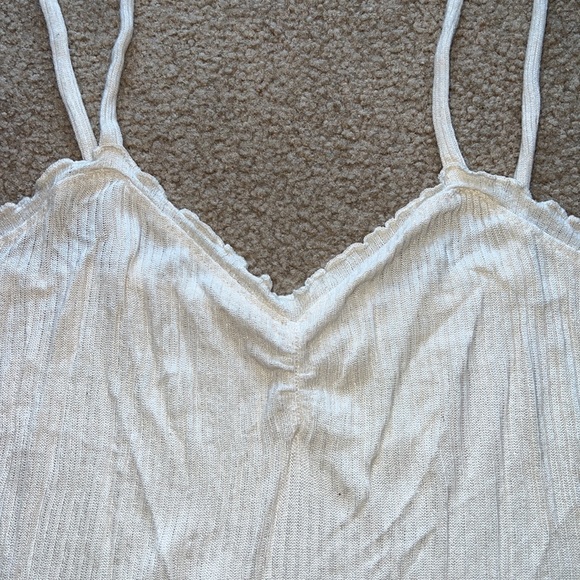Urban Outfitters tank top size m spaghetti strap - Picture 2 of 5